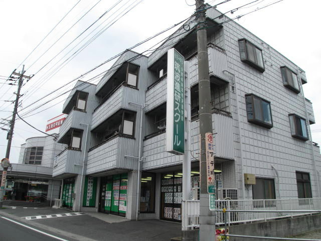 フローレス八幡